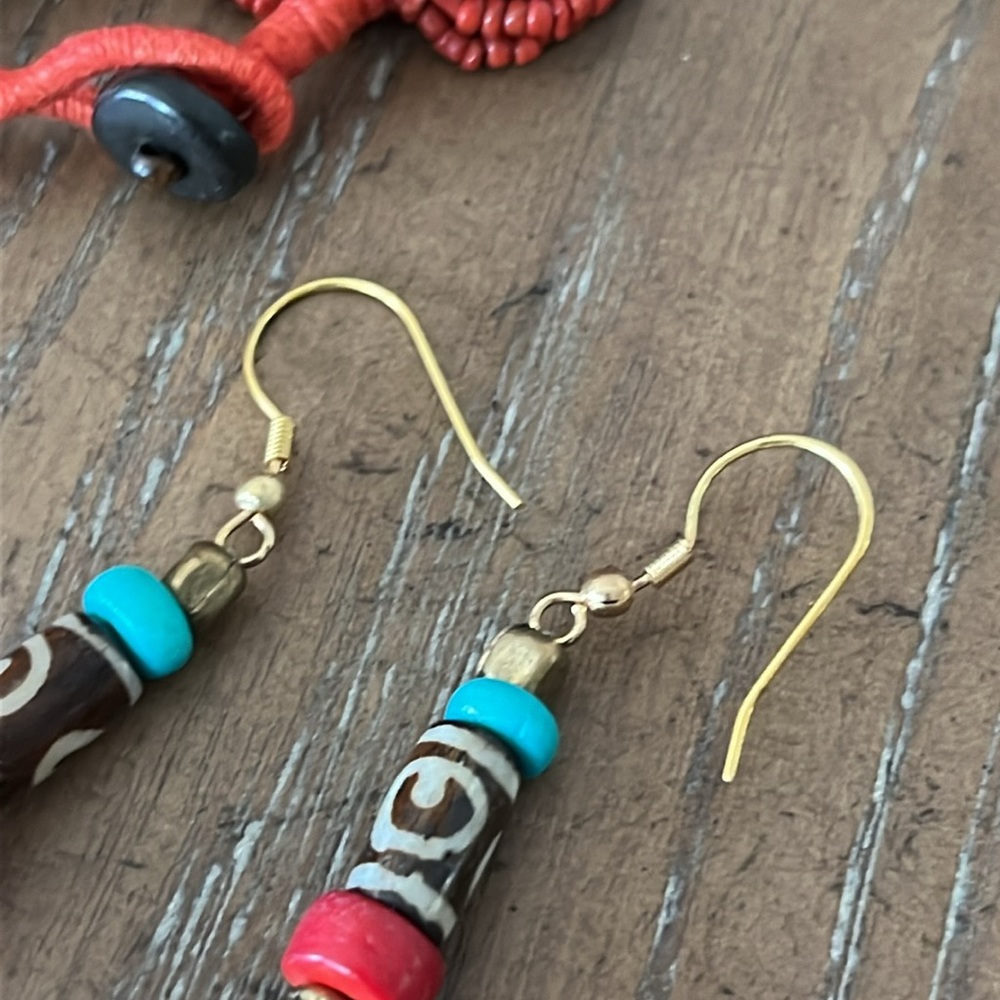 Bajalia Faux Coral Turquoise & Brass Necklace Bracelet Earrings - Picture 6 of 9